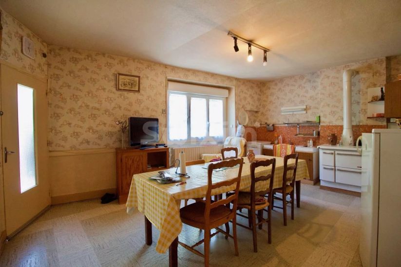 Vente Maison Lons-le-Saunier 6 Pièces 140 m²