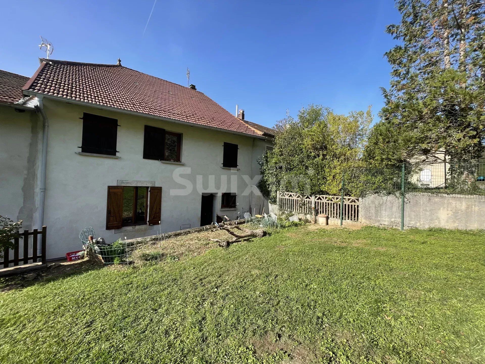 Vente Maison Arinthod 6 Pièces 180 m²