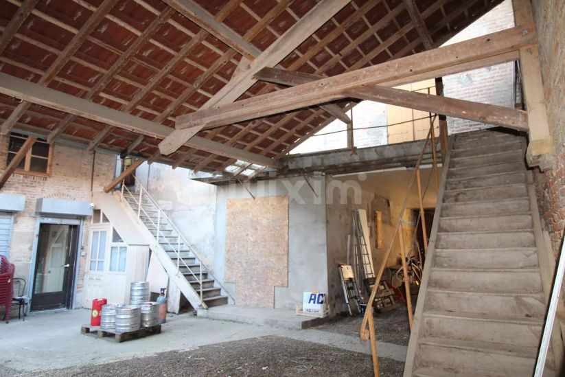 Vente Immeuble Bletterans 7 Pièces 188 m²
