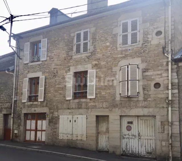 Vendita Immobile Lons-le-Saunier 12 Camere 225 m²
