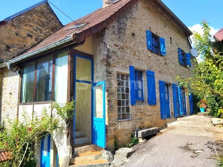Vente Maison Lons-le-Saunier 6 Pièces 110 m²