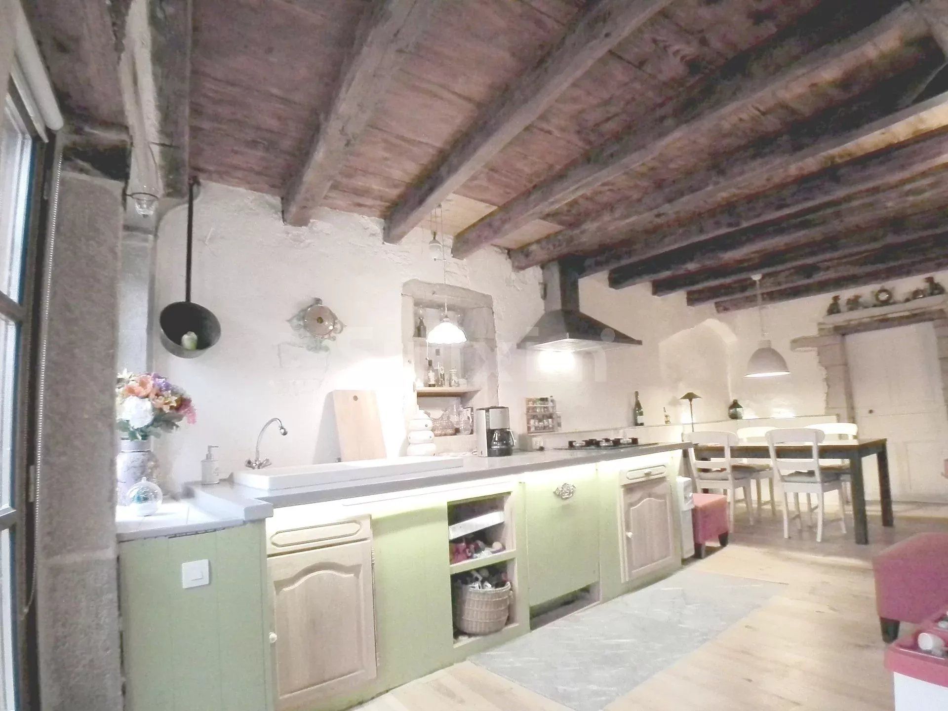 Vente Maison Arinthod 6 Pièces 130 m²