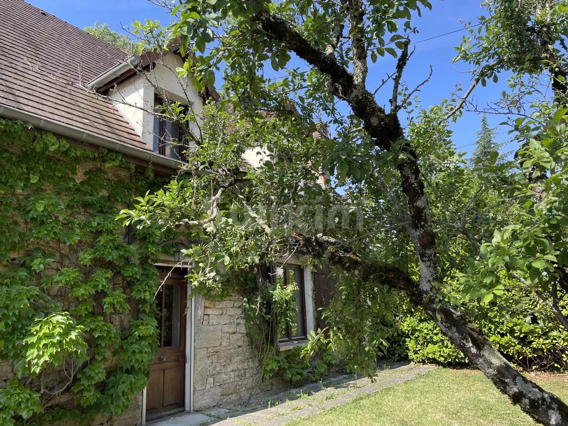 Venta Casa Lons-le-Saunier 7 Salas 110 m²