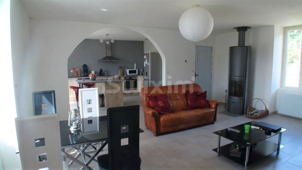 Vente Maison Lons-le-Saunier 7 Pièces 191 m²
