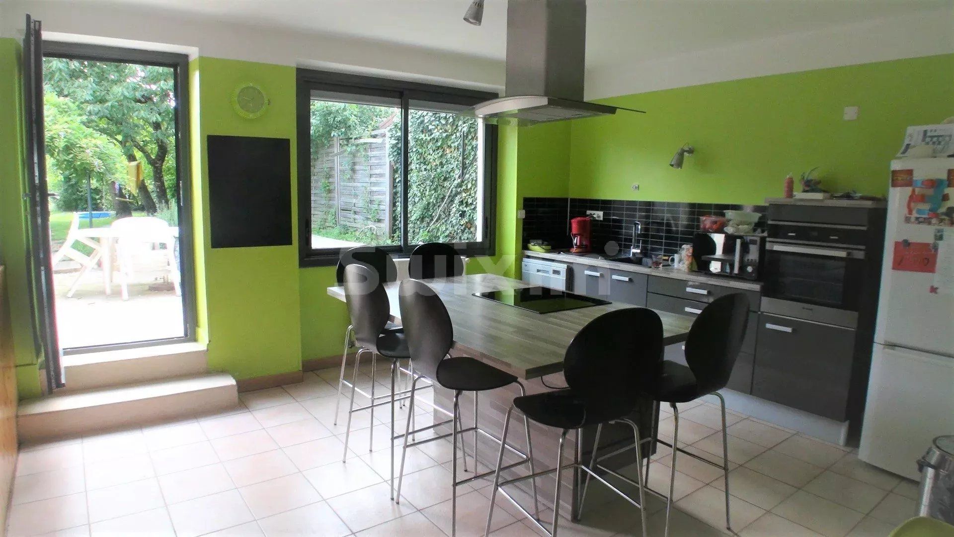 Vente Maison Lons-le-Saunier 7 Pièces 160 m²