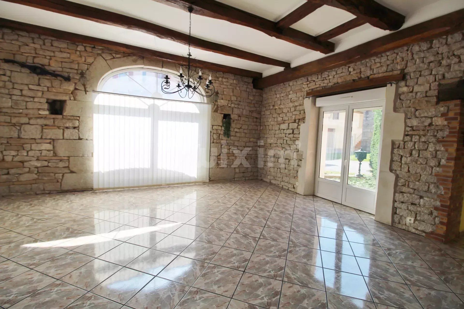 Vente Maison Cousance 6 Pièces 130 m²