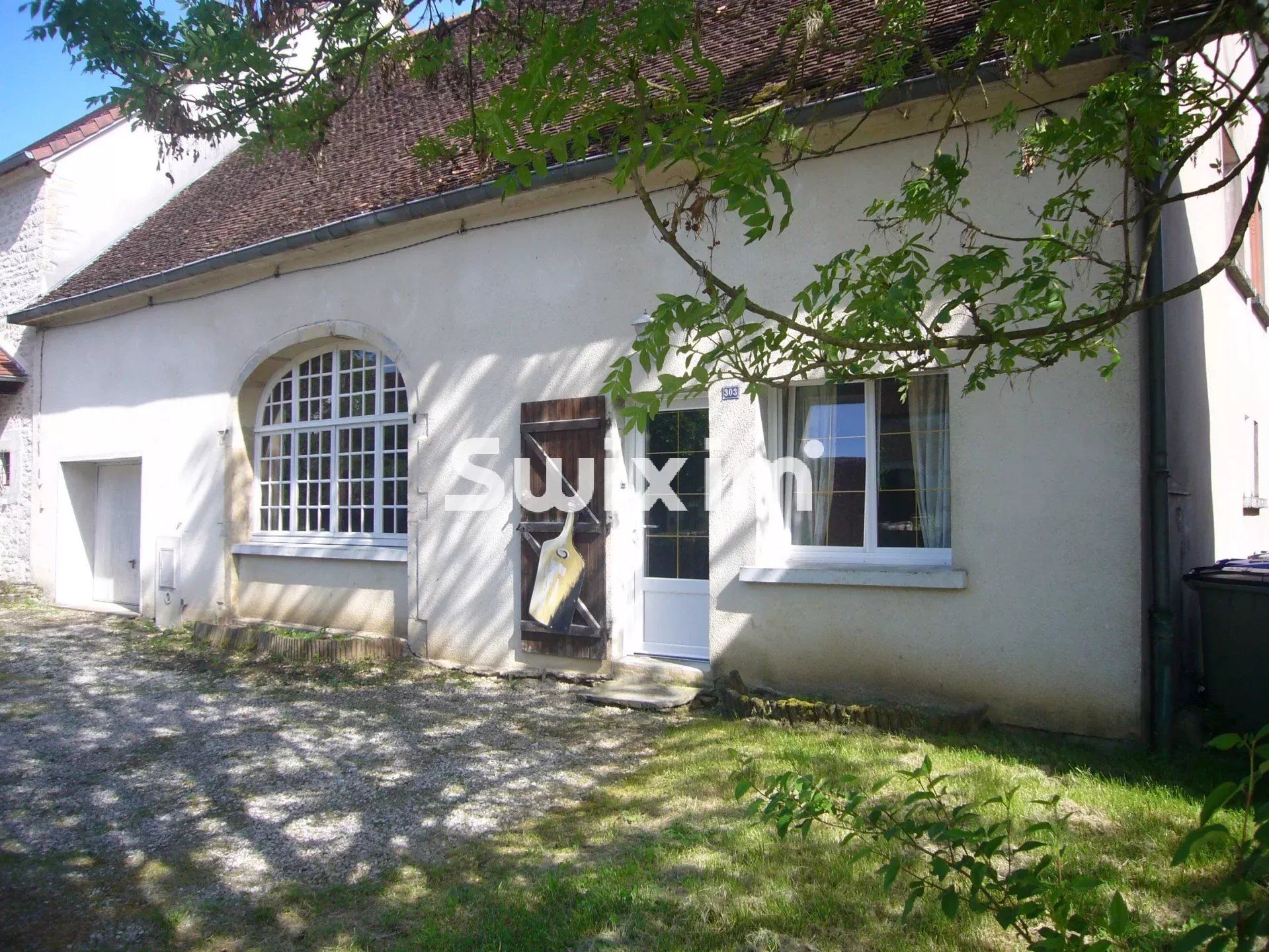 Vente Maison Lons-le-Saunier 5&nbsp;Pièces 135&nbsp;m²