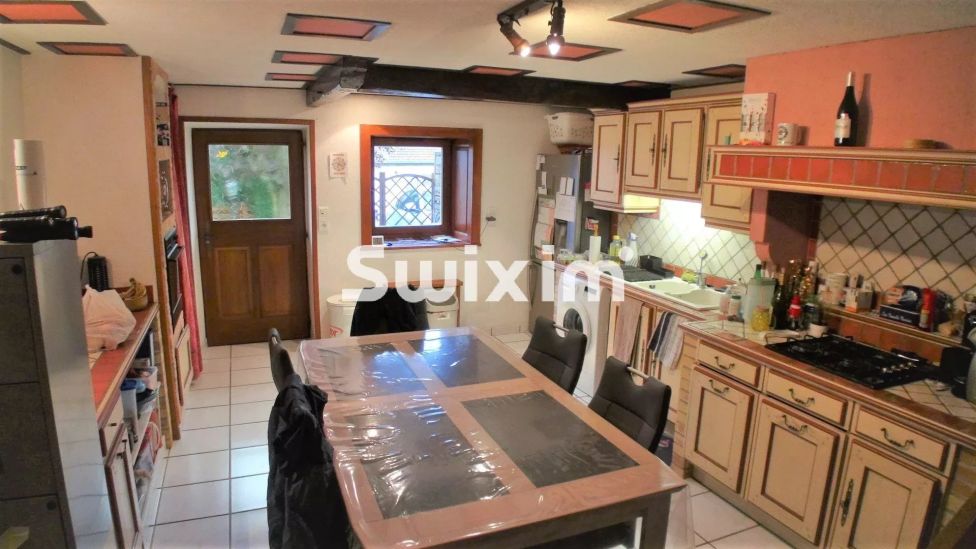 Vente Maison Poligny 10&nbsp;Pièces 210&nbsp;m²