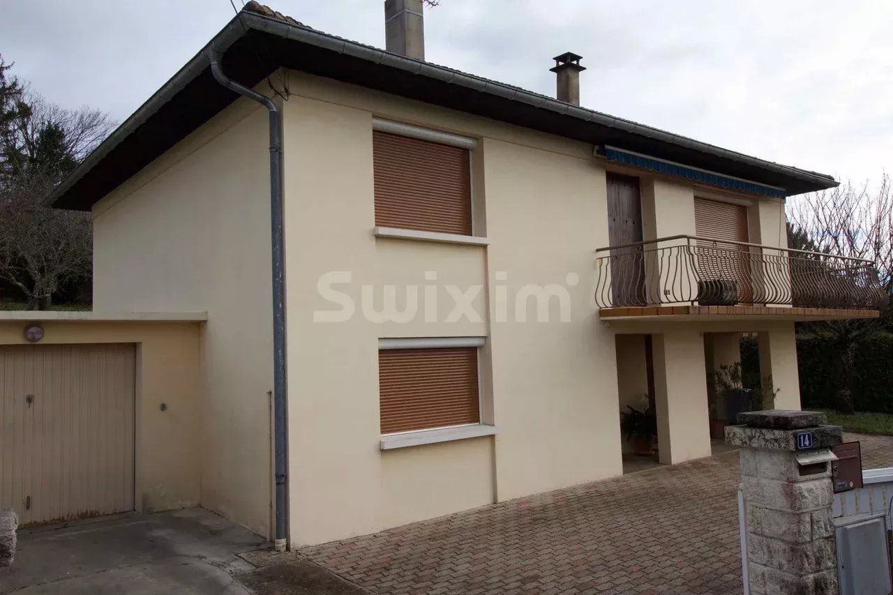 Vente Maison Lons-le-Saunier 7 Pièces 145 m²