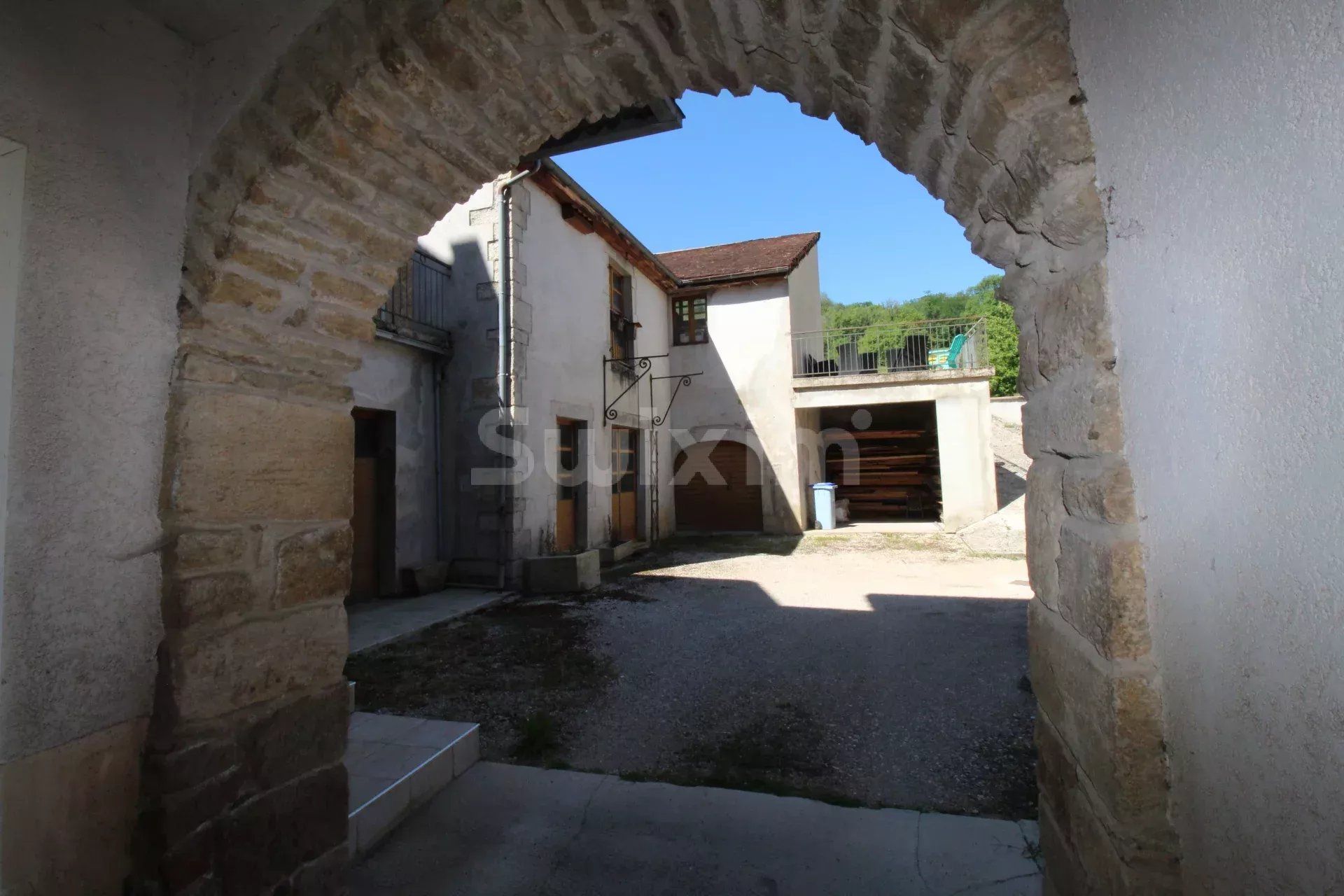 Vente Maison Lons-le-Saunier 5 Pièces 118.75 m²