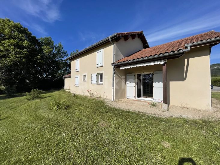 Vente Maison Arinthod 6 Pièces 122 m²