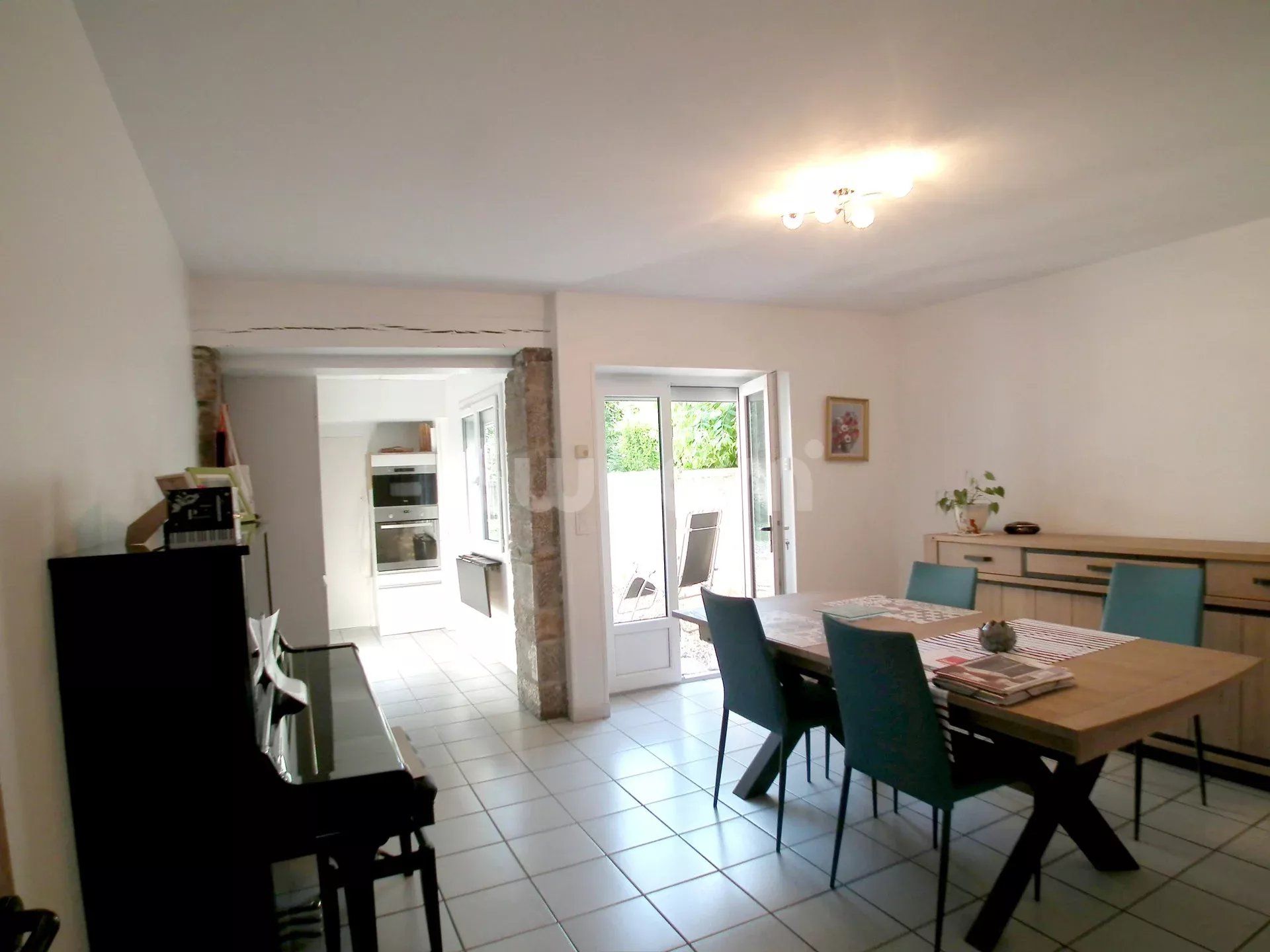 Vente Maison Lons-le-Saunier 6 Pièces 150 m²