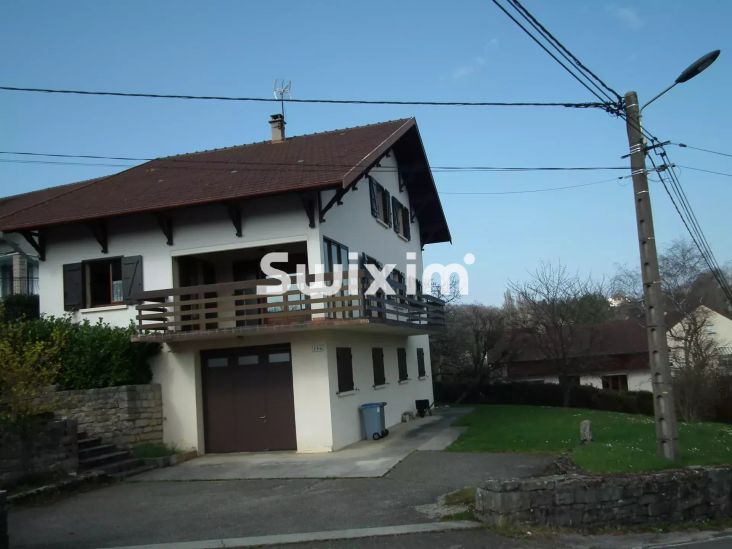 Vente Maison Lons-le-Saunier 7&nbsp;Pièces 142&nbsp;m²