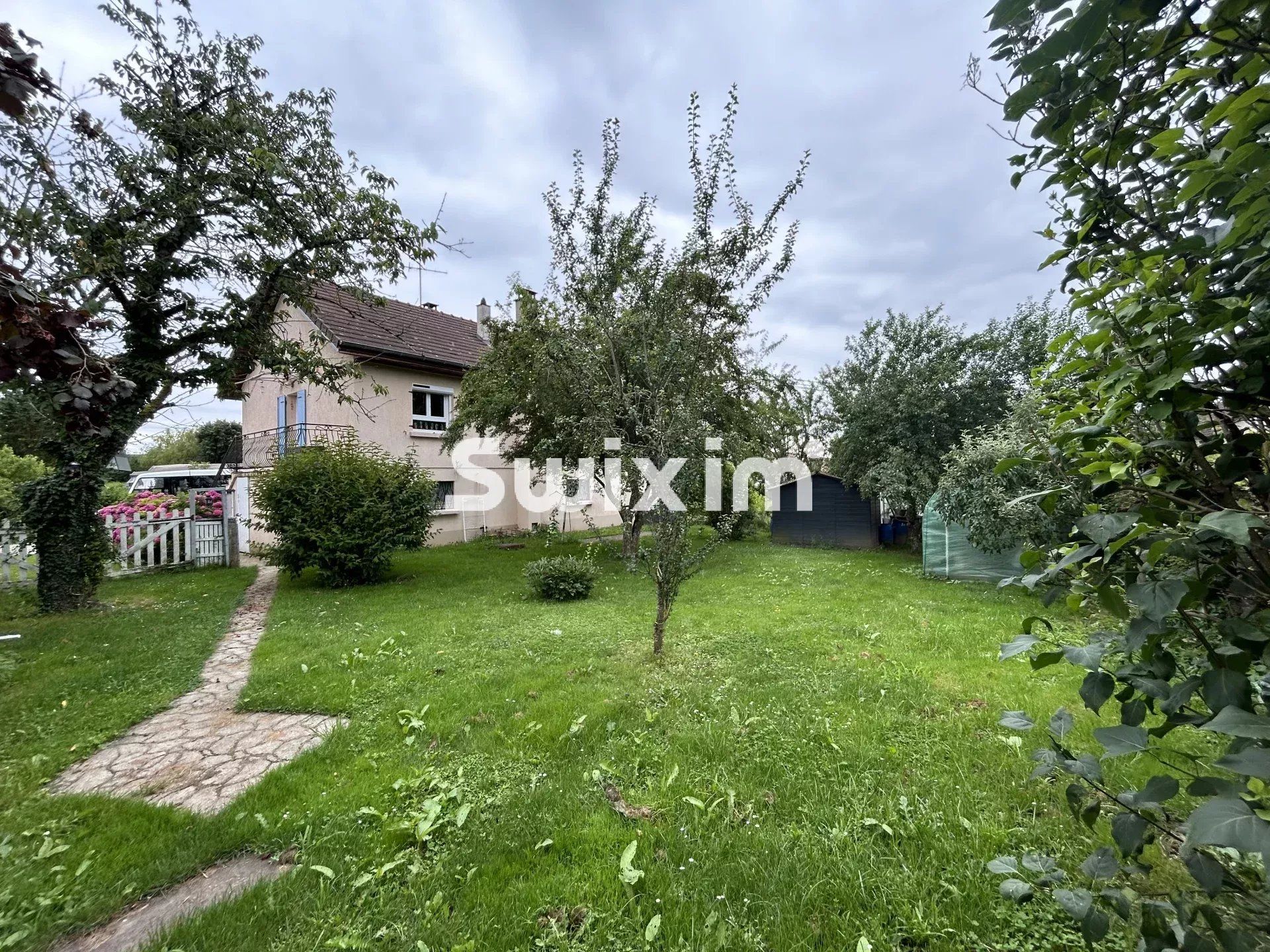 Sale House Lons-le-Saunier 6&nbsp;Rooms 115&nbsp;m²