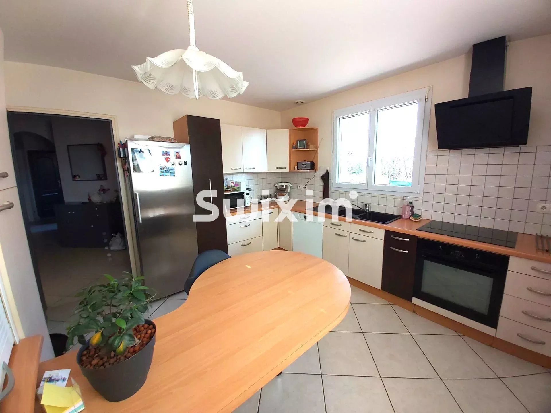 Vente Maison Lons-le-Saunier 7&nbsp;Pièces 158.48&nbsp;m²