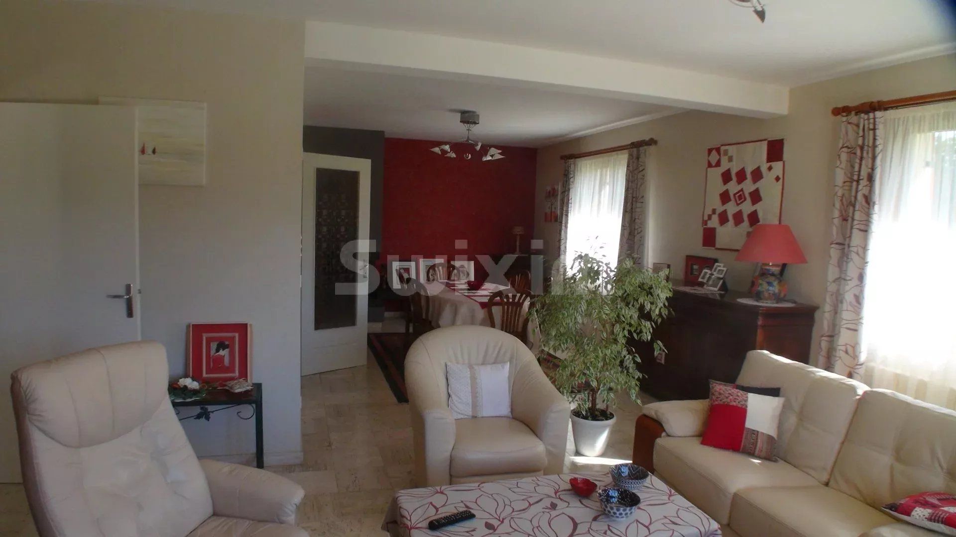 Vendita Casa Lons-le-Saunier 8 Camere 180 m²