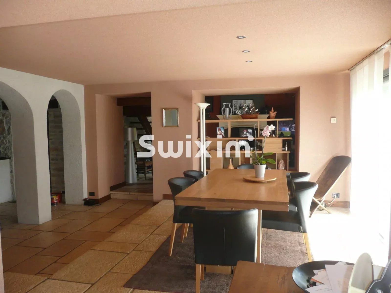 Vente Maison Lons-le-Saunier 10&nbsp;Pièces 250&nbsp;m²