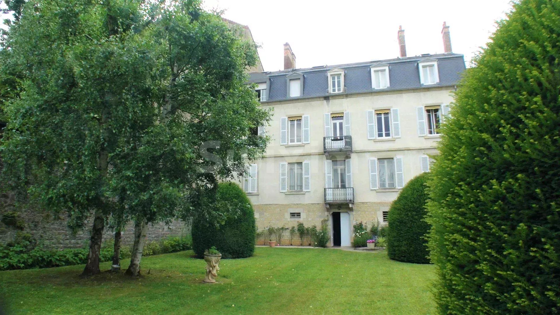 Vendita Appartamento Lons-le-Saunier 6 Camere 164 m²