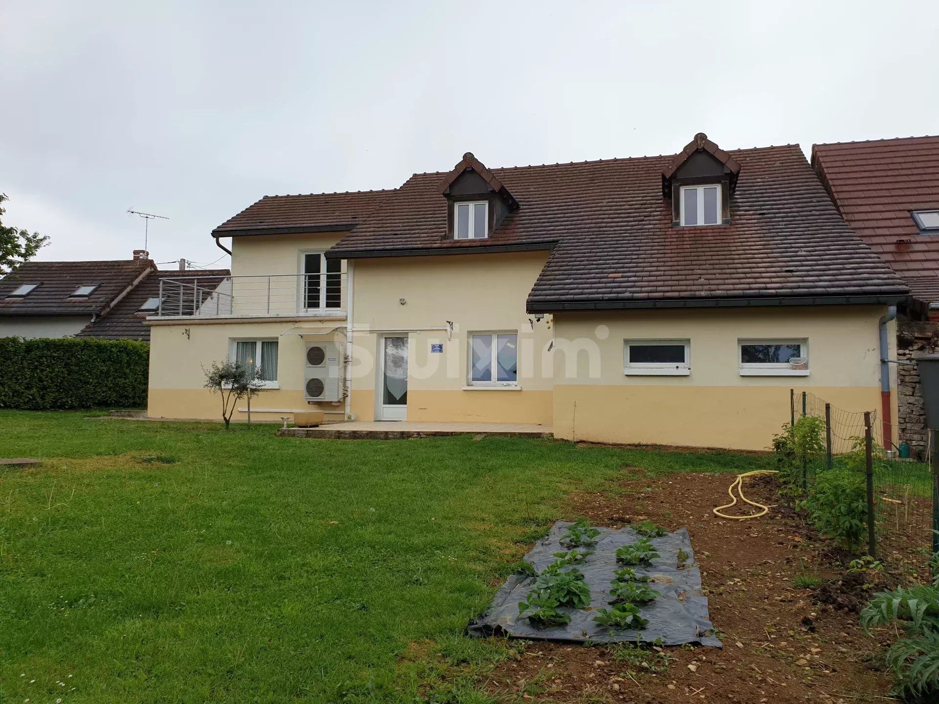 Verkauf Haus Lons-le-Saunier 7 Zimmer 178 m²