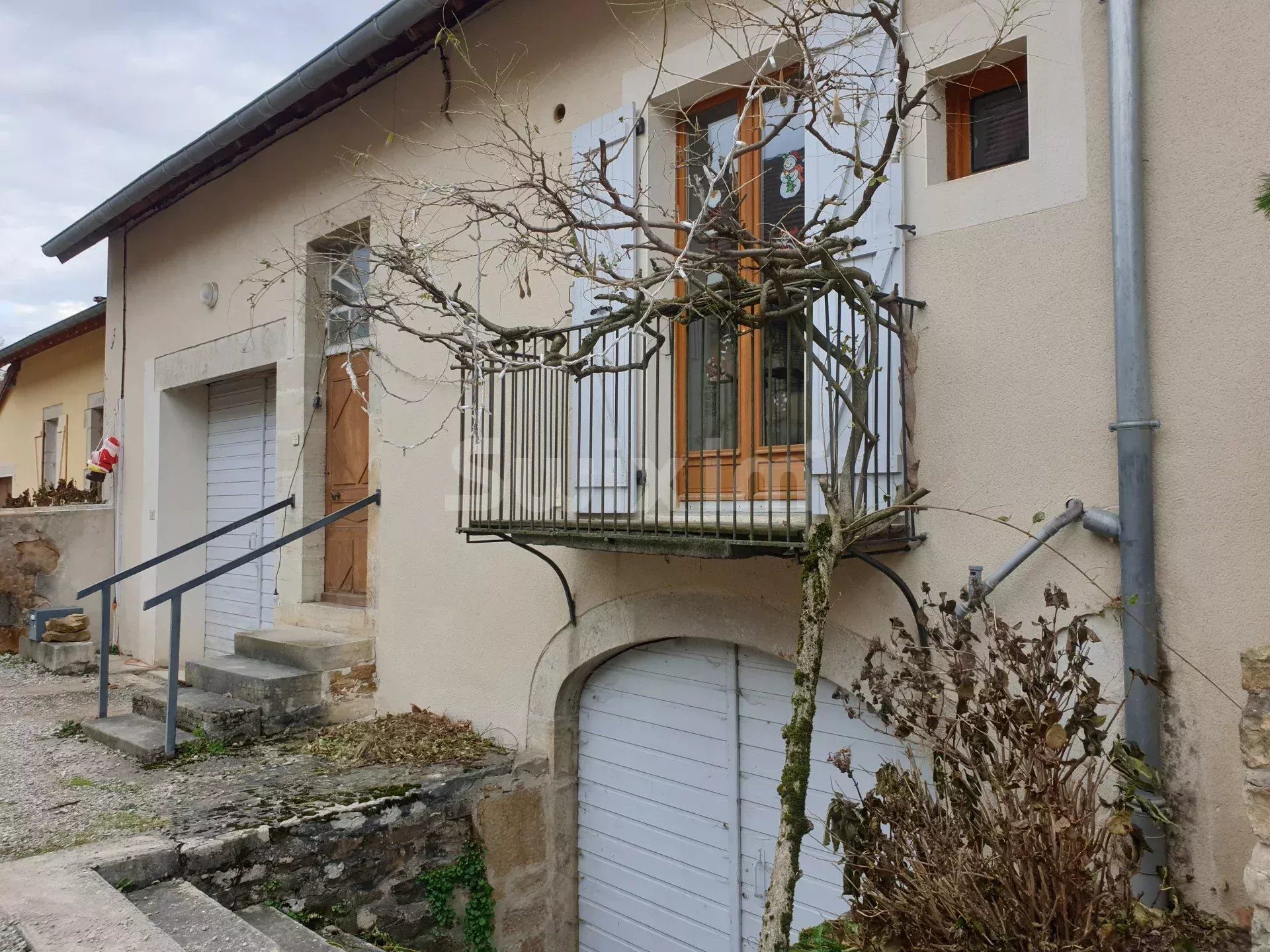 Verkauf Haus Lons-le-Saunier 6 Zimmer 180 m²