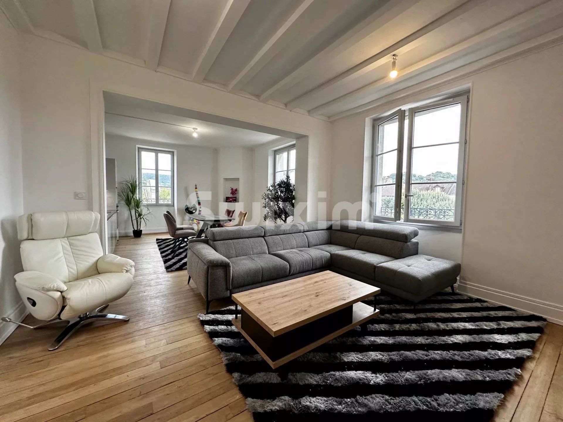 Verkauf Appartement Lons-le-Saunier 5 Zimmer 131.89 m²