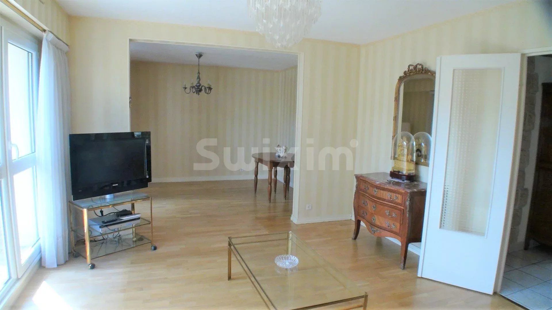Sale Apartment Lons-le-Saunier 5 Rooms 95 m²