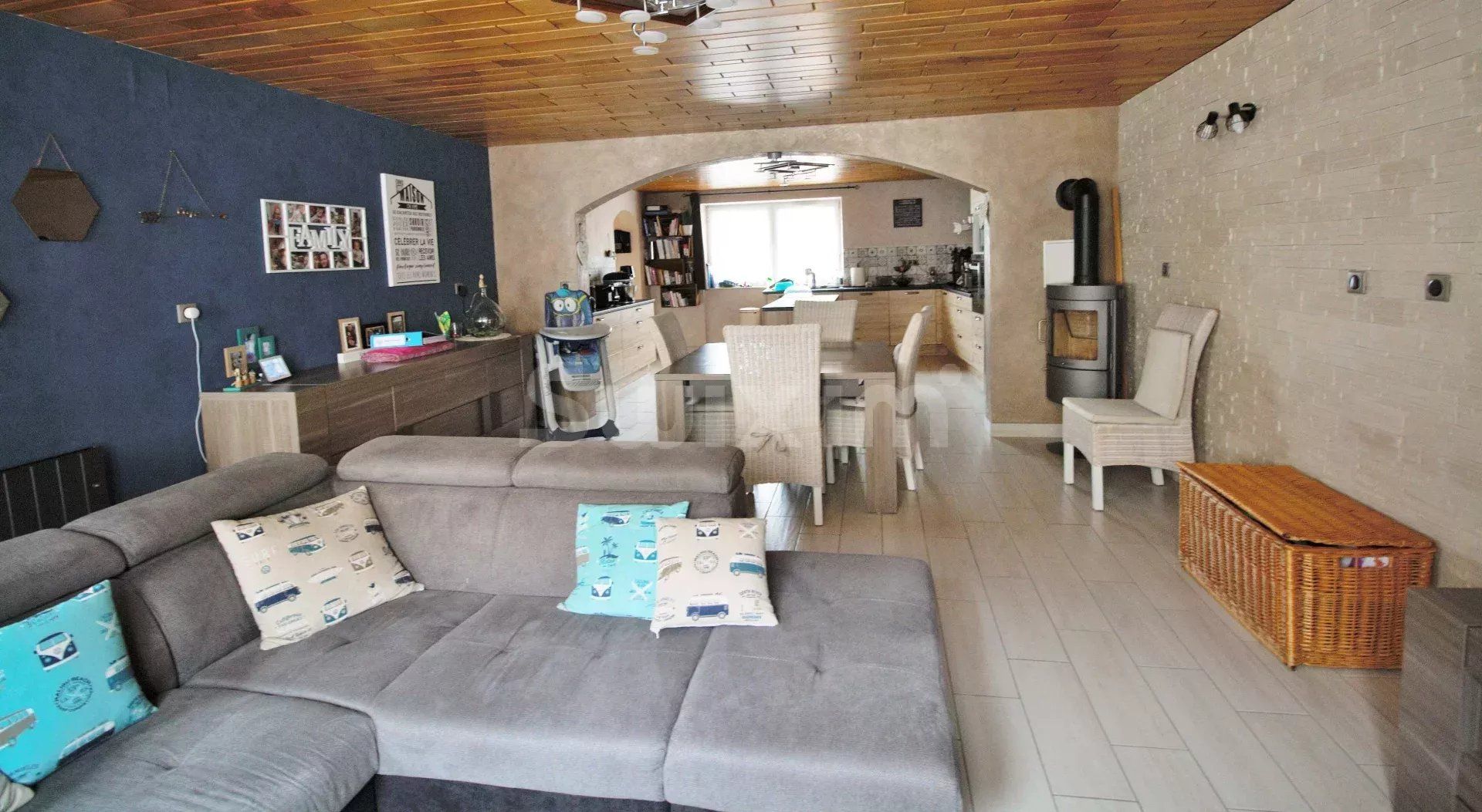 Vente Maison Lons-le-Saunier 7 Pièces 148 m²