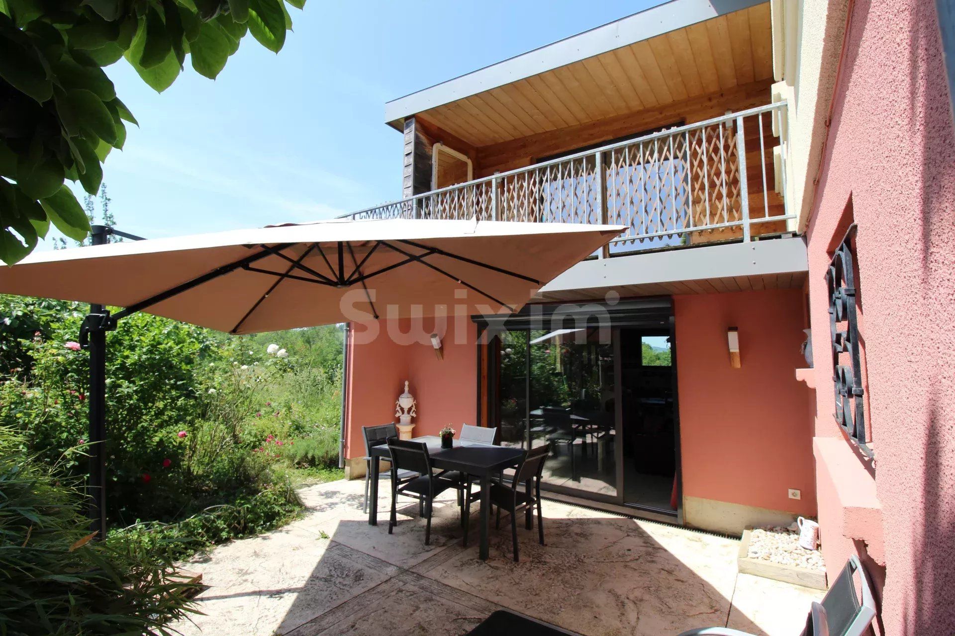 Vente Maison Lons-le-Saunier 7 Pièces 155 m²