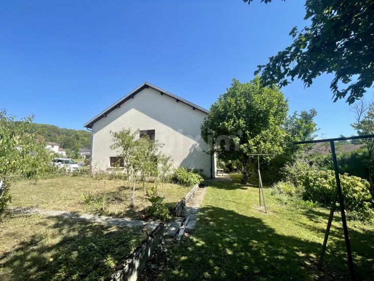 Vente Maison Lons-le-Saunier 6 Pièces 119.5 m²