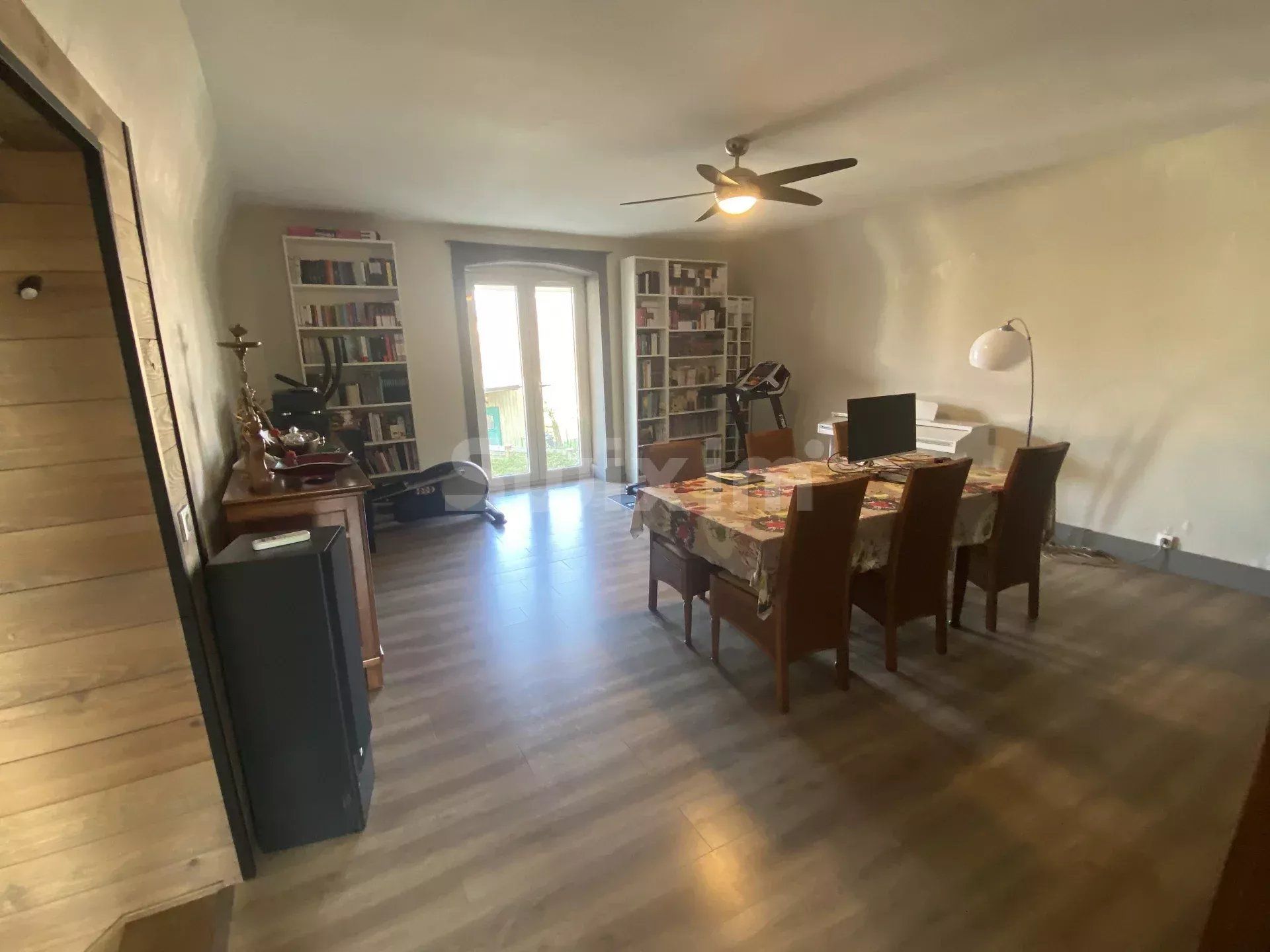 Vendita Casa Lons-le-Saunier 7 Camere 200 m²