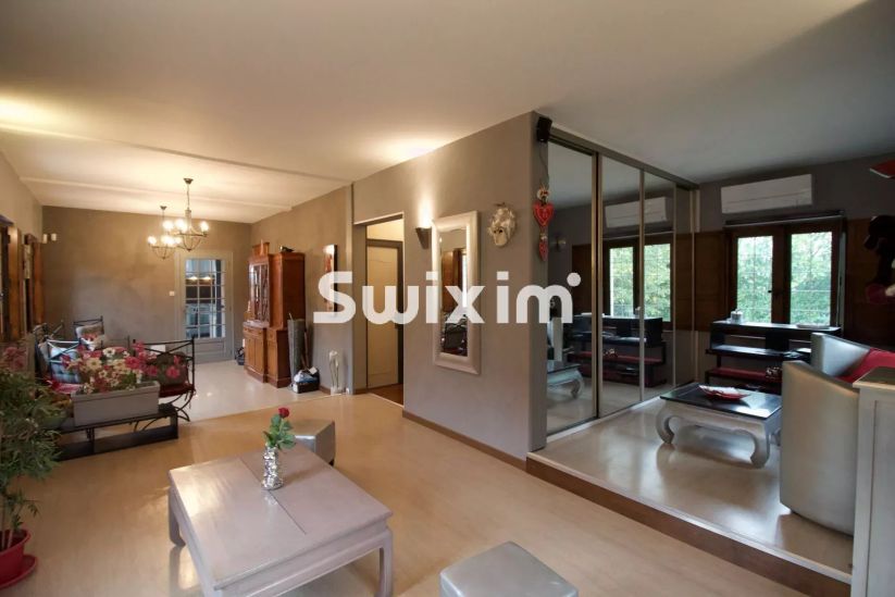 Venda Casa Lons-le-Saunier 5&nbsp;Quartos 130&nbsp;m²