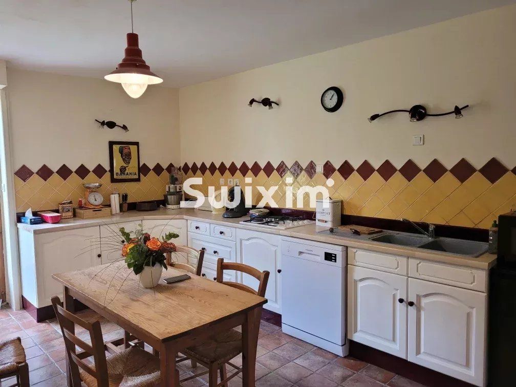 Venda Casa Lons-le-Saunier 8&nbsp;Quartos 210&nbsp;m²