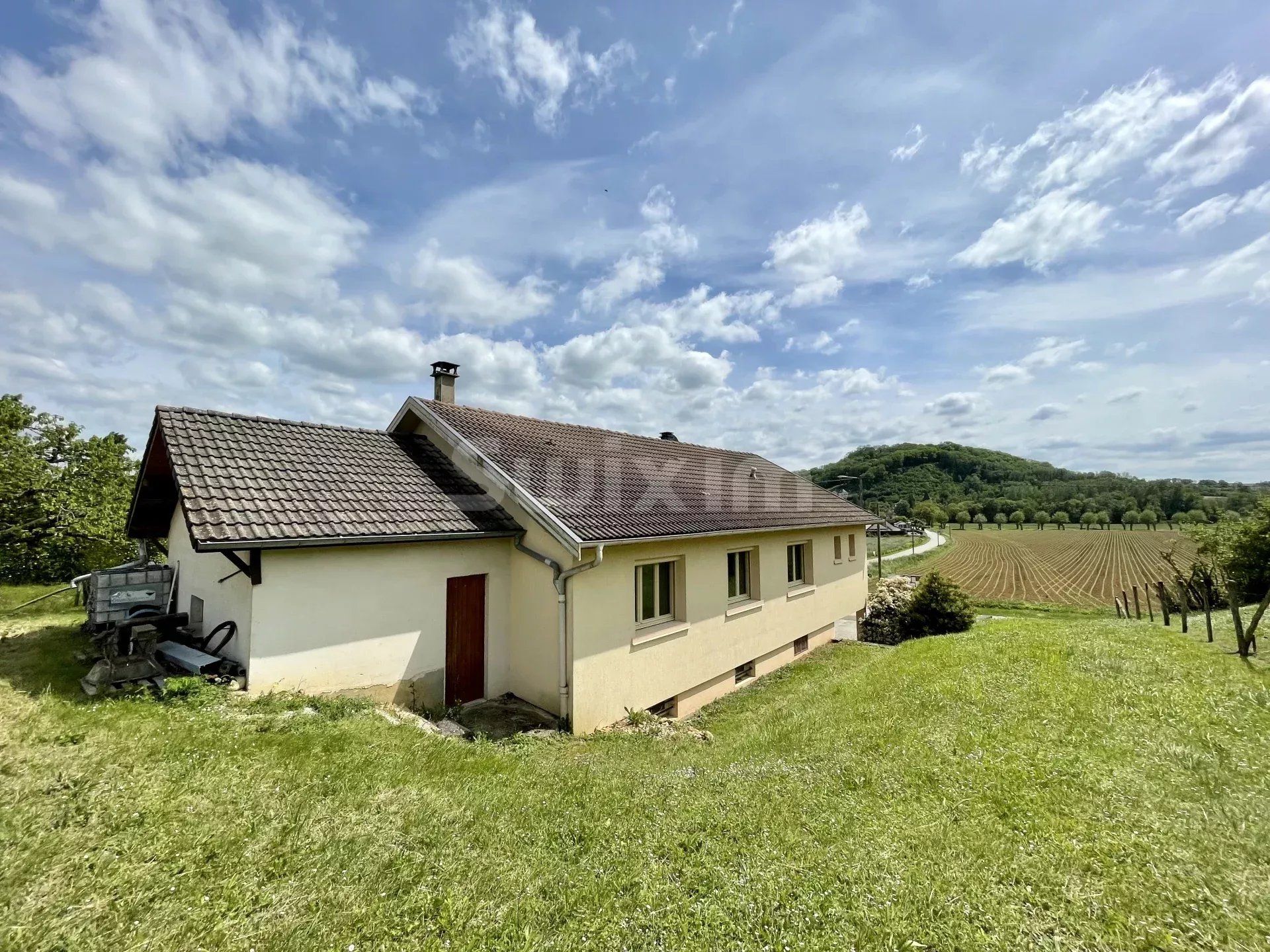 Vendita Casa Lons-le-Saunier 7 Camere 117.5 m²