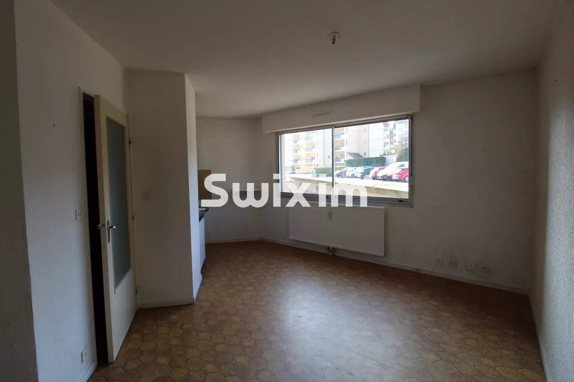 Sale Apartment Lons-le-Saunier 1&nbsp;room 27.07&nbsp;m²