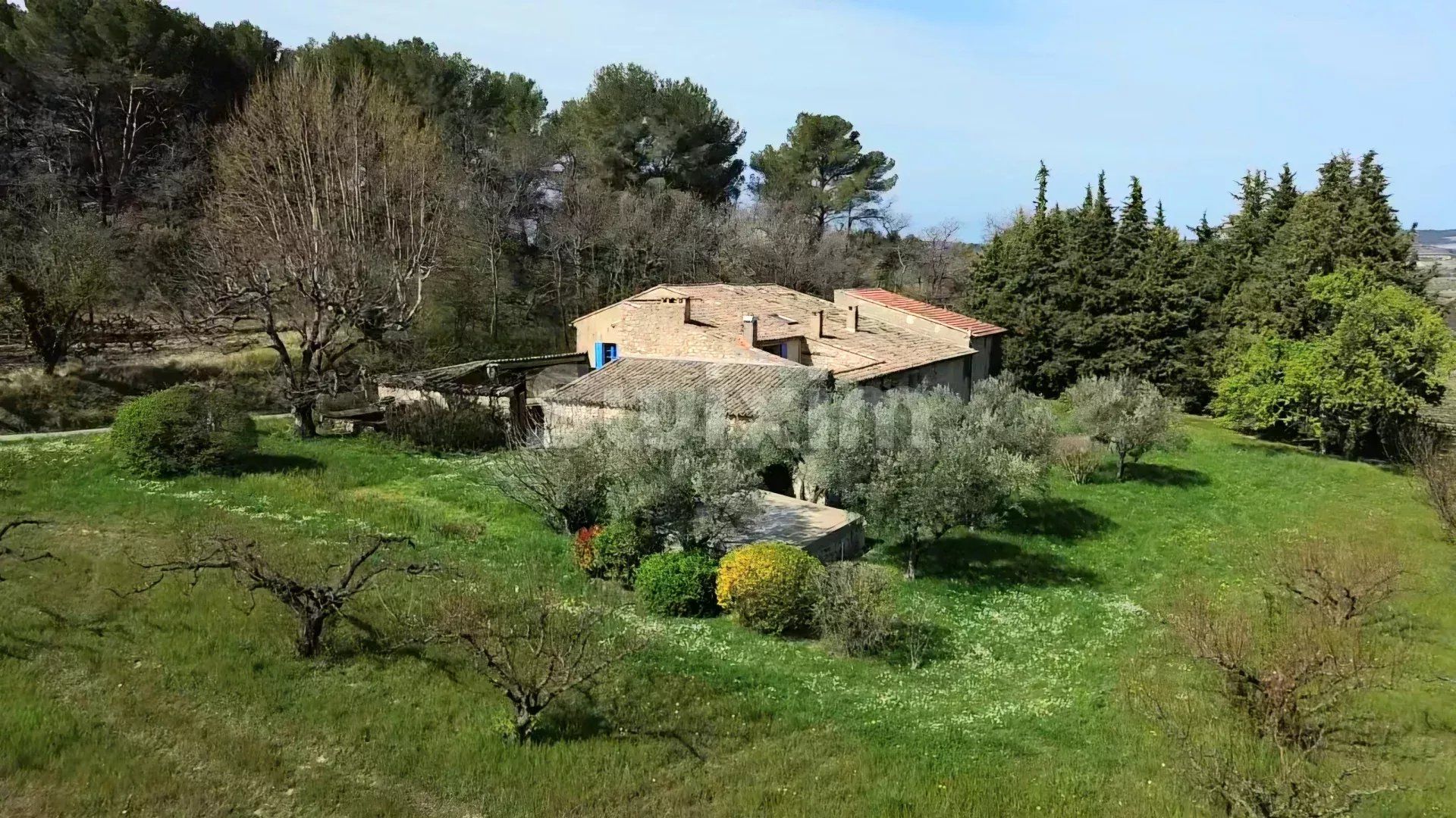 Venta Mas Nyons 6 Salas 172 m²