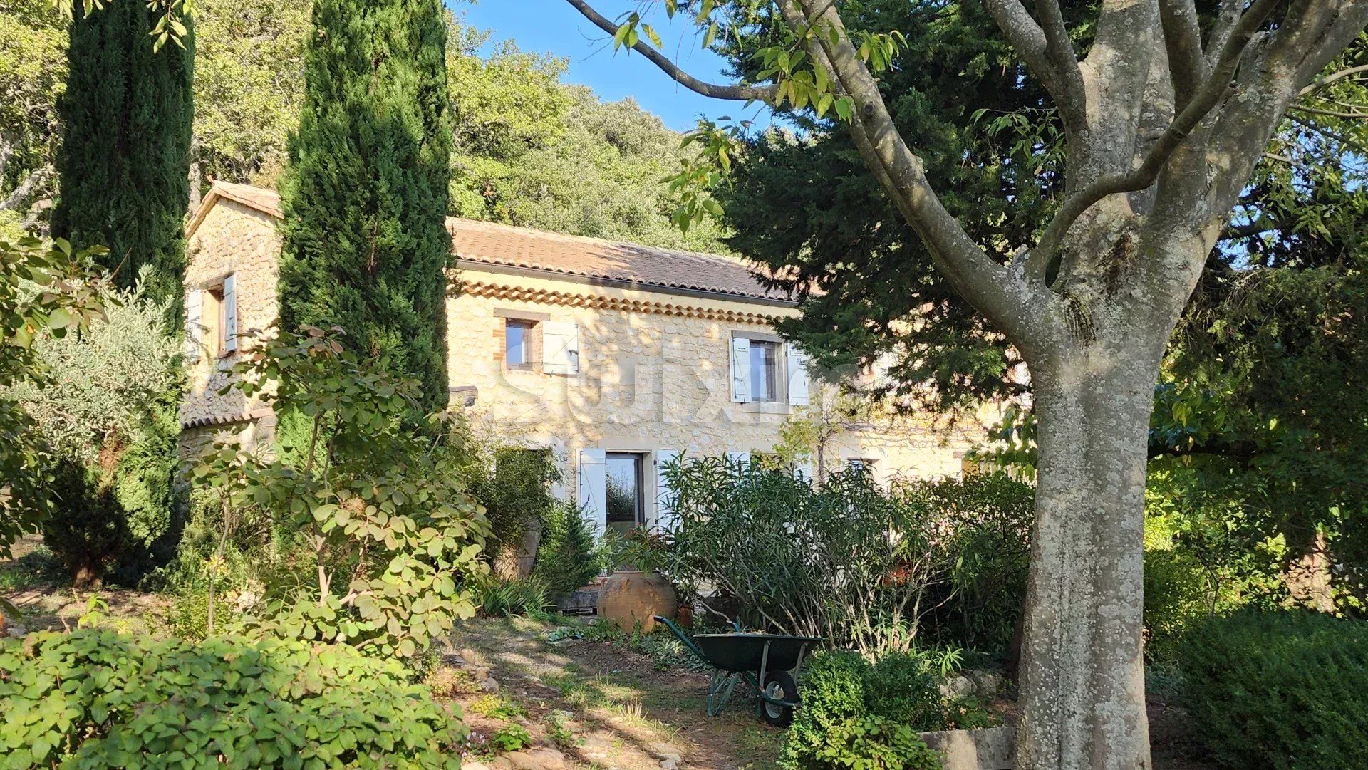 Vente Maison Grignan 7 Pièces 220 m²