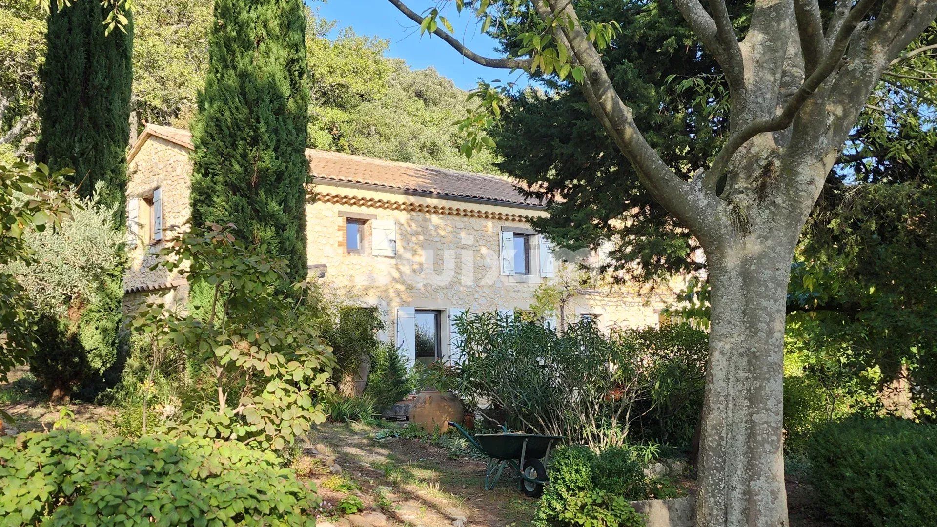 Vendita Casa Grignan 7&nbsp;Camere 220&nbsp;m²