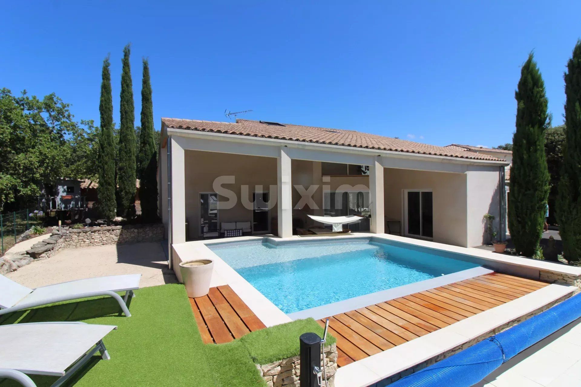 Sale House Grignan 9 Rooms 225 m²