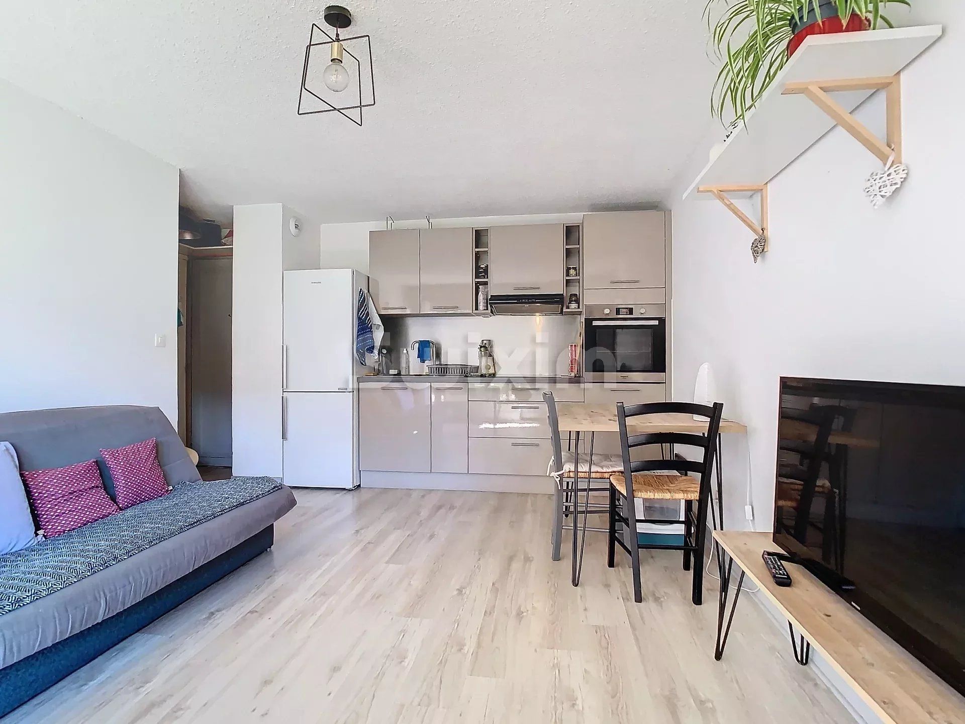 Venta Apartamento Sallanches 2 Salas 28.76 m²