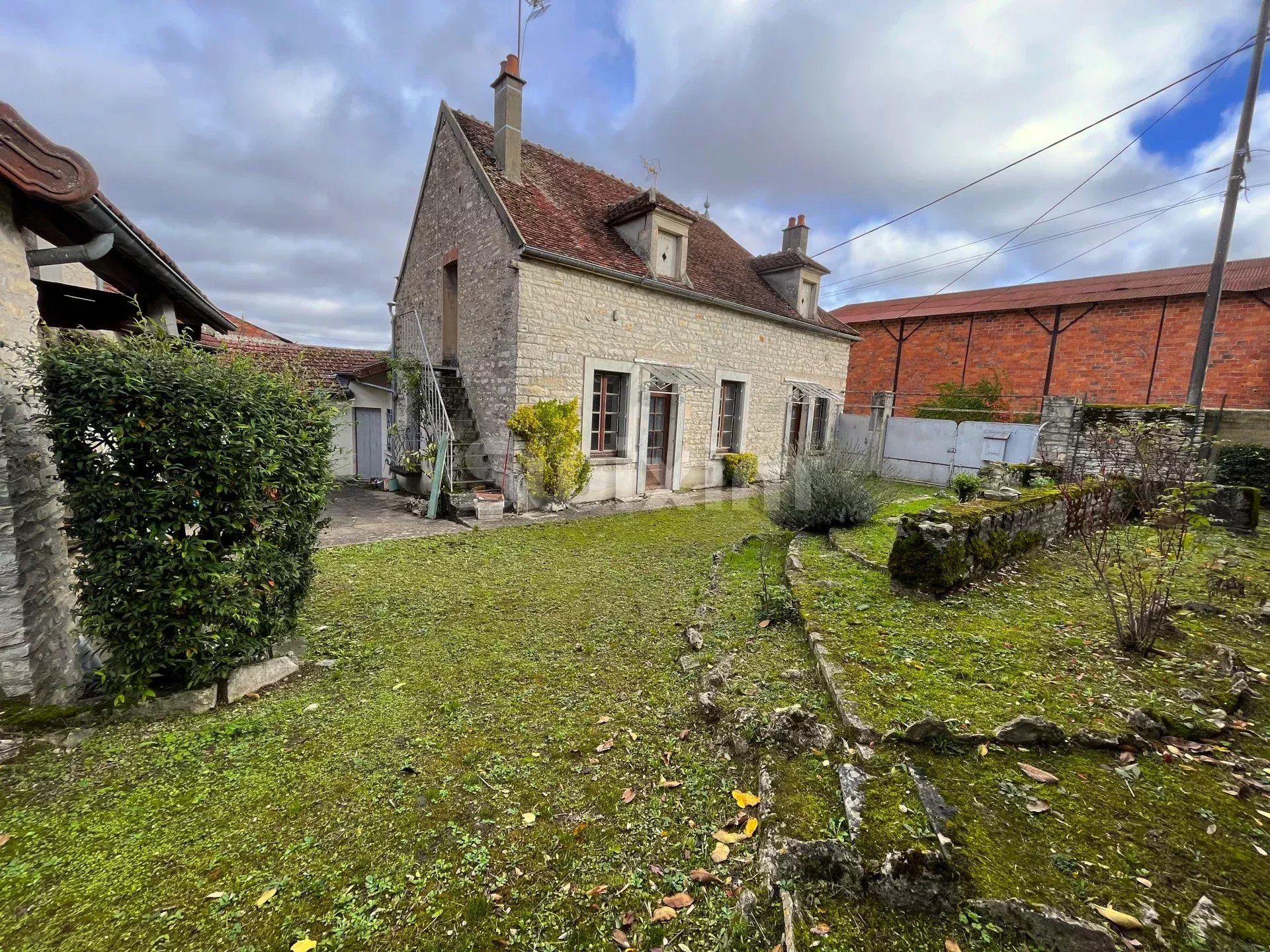 Vente Maison Joux-la-Ville 5 Pièces 97 m²