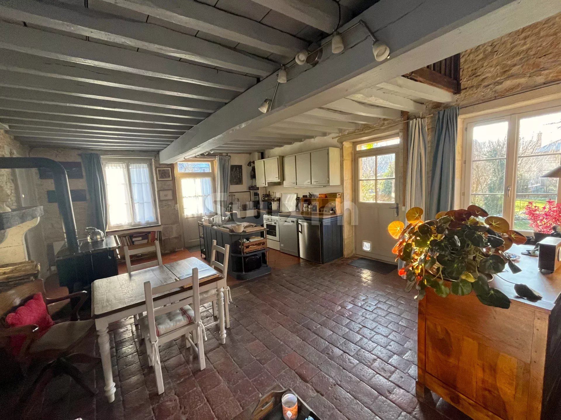 Venda Casa Chamoux 2 Quartos 85.54 m²