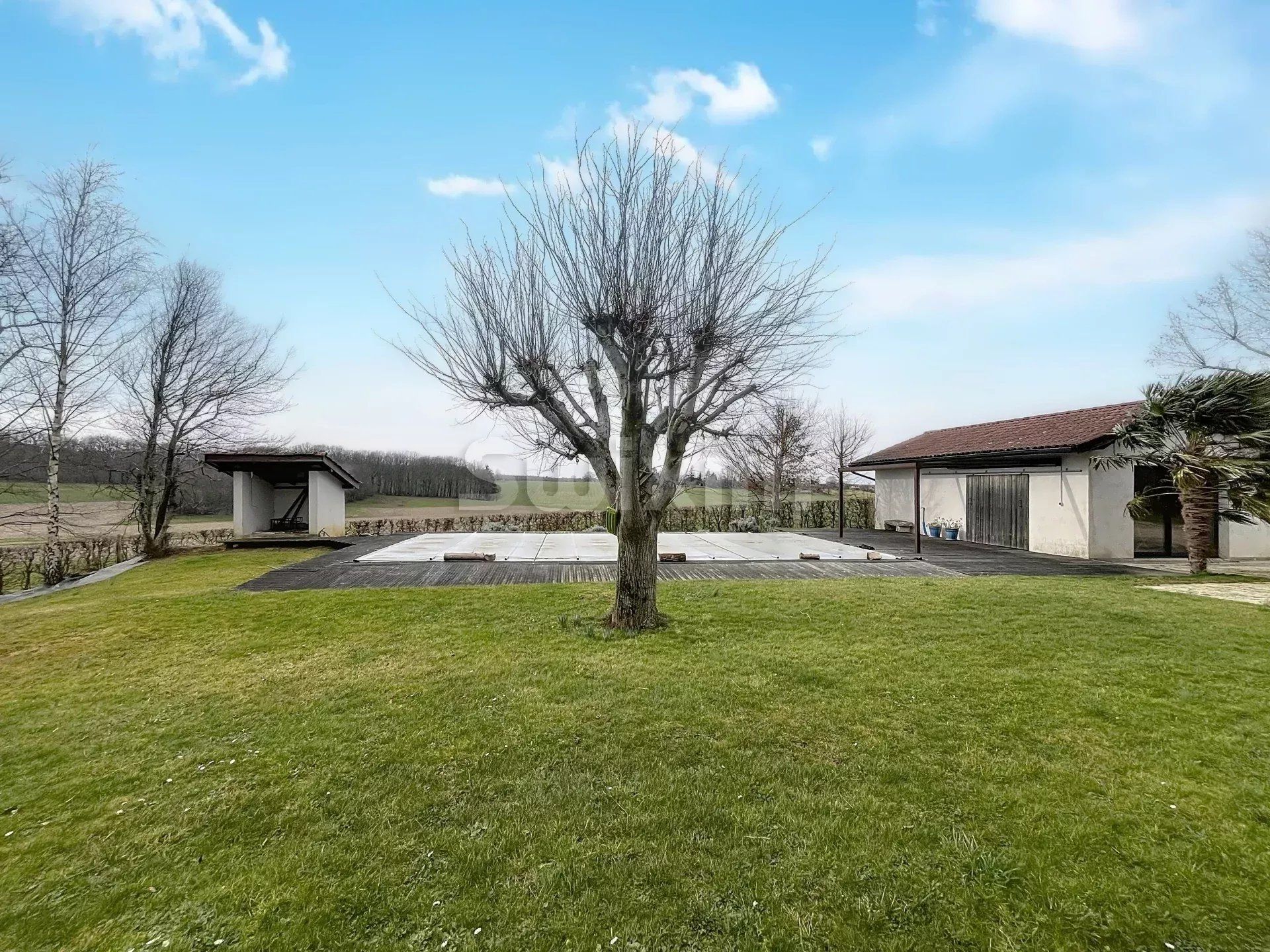 Vente Maison Meillonnas 9 Pièces 198 m²