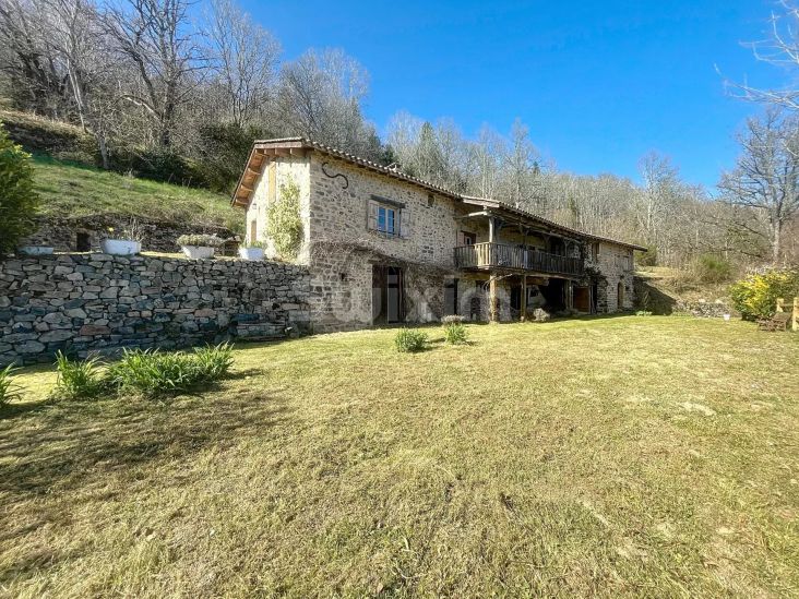 Vente Maison Beaujeu 4 Pièces 166 m²