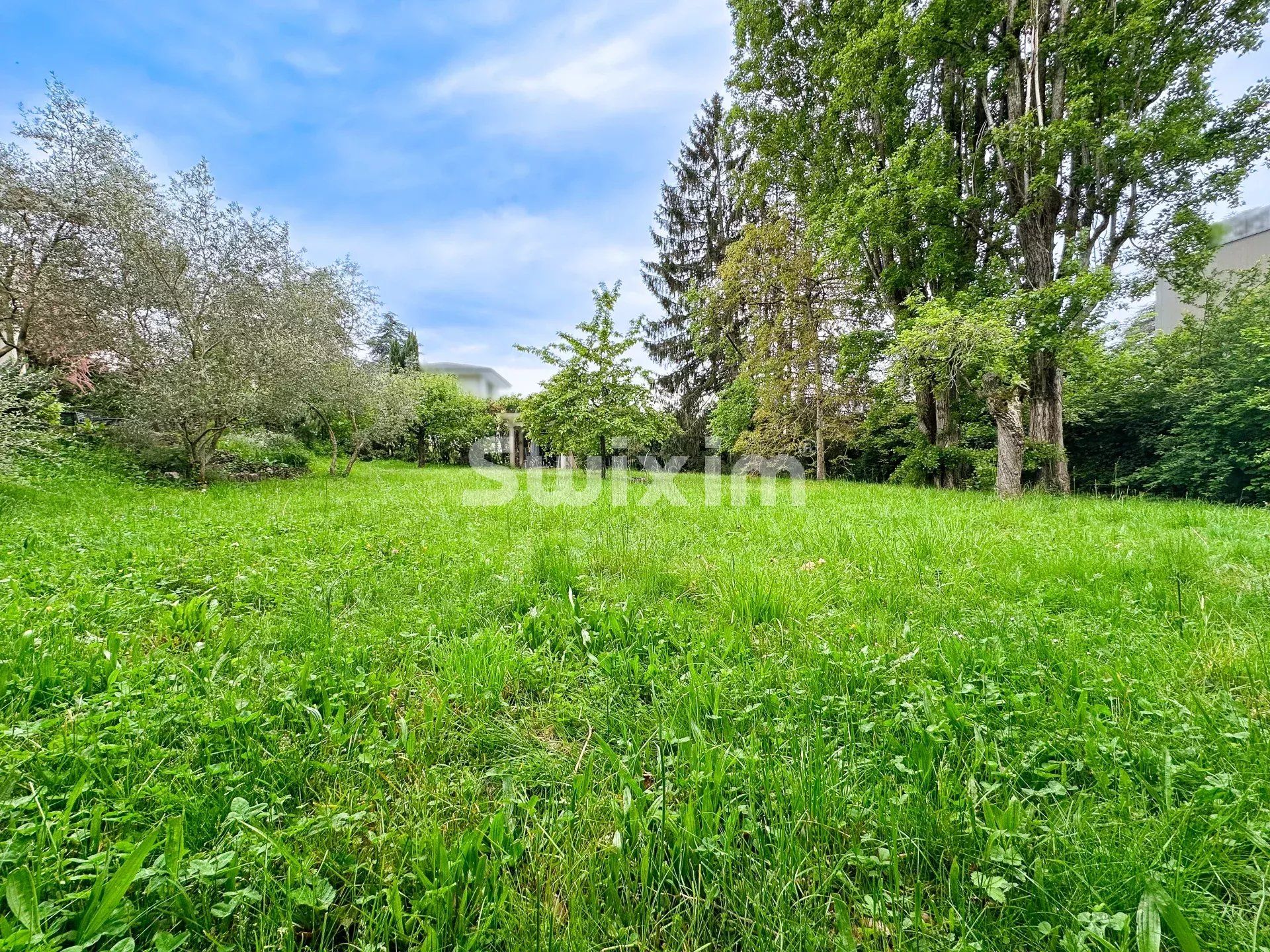 Sale House Vésenaz 900&nbsp;m²