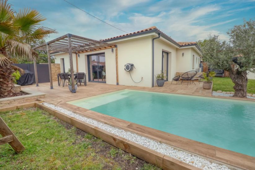 Vente Maison Saint-Médard-en-Jalles 7 Pièces 123 m²