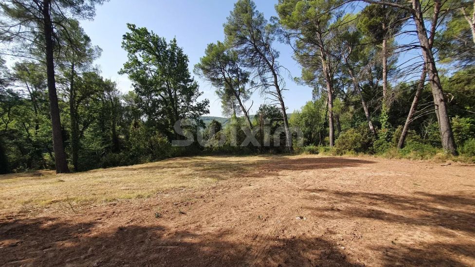 Vente Terrain Salernes 1061 m²