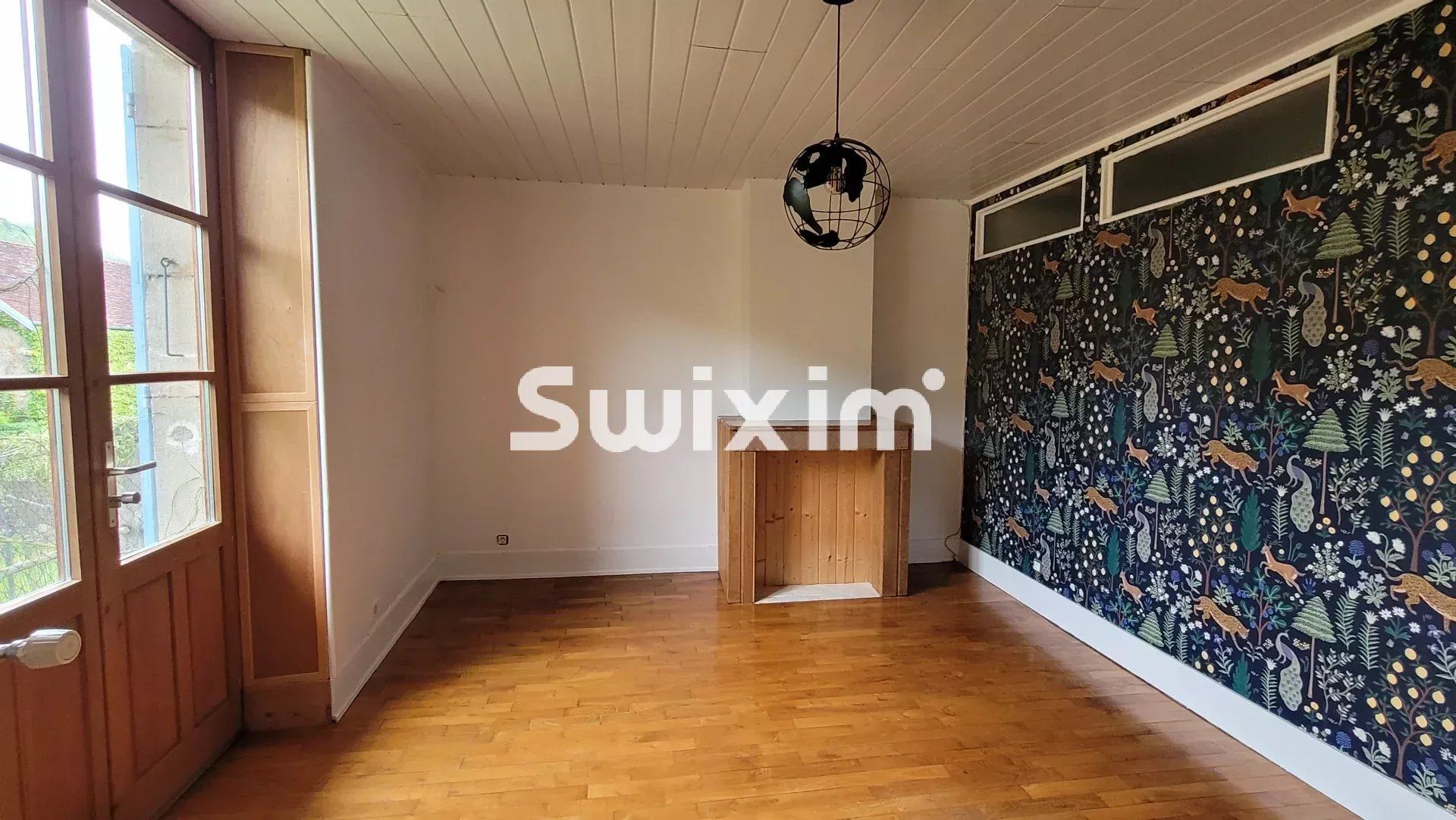 casa 6 Quartos para venda sobre Lons-le-Saunier (39000)