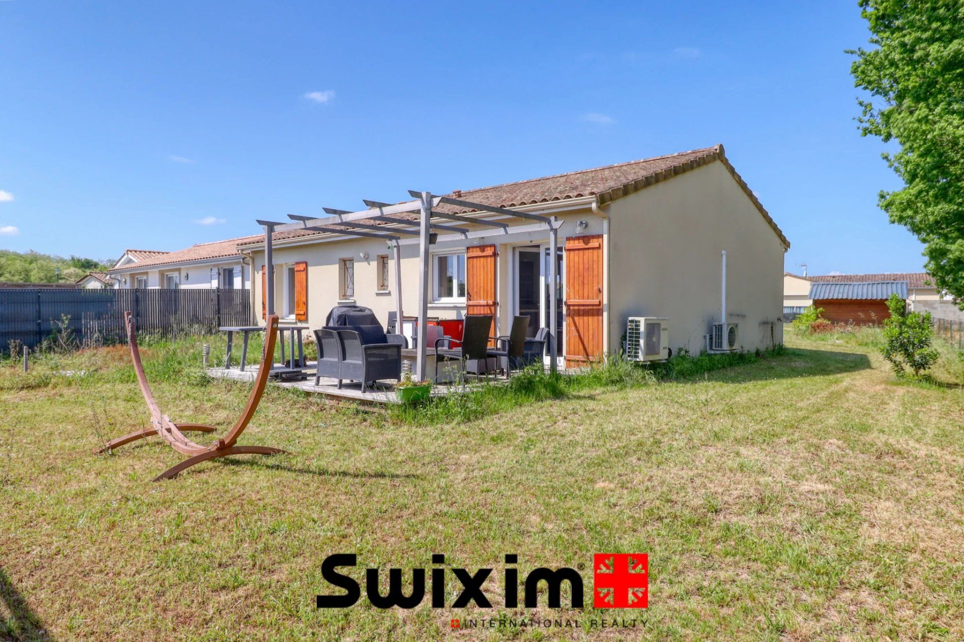 casa 5 Camere in vendita su Avensan (33480)