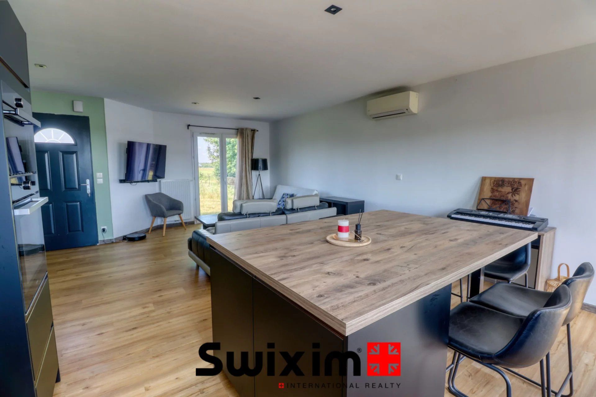 casa 5 Camere in vendita su Avensan (33480)