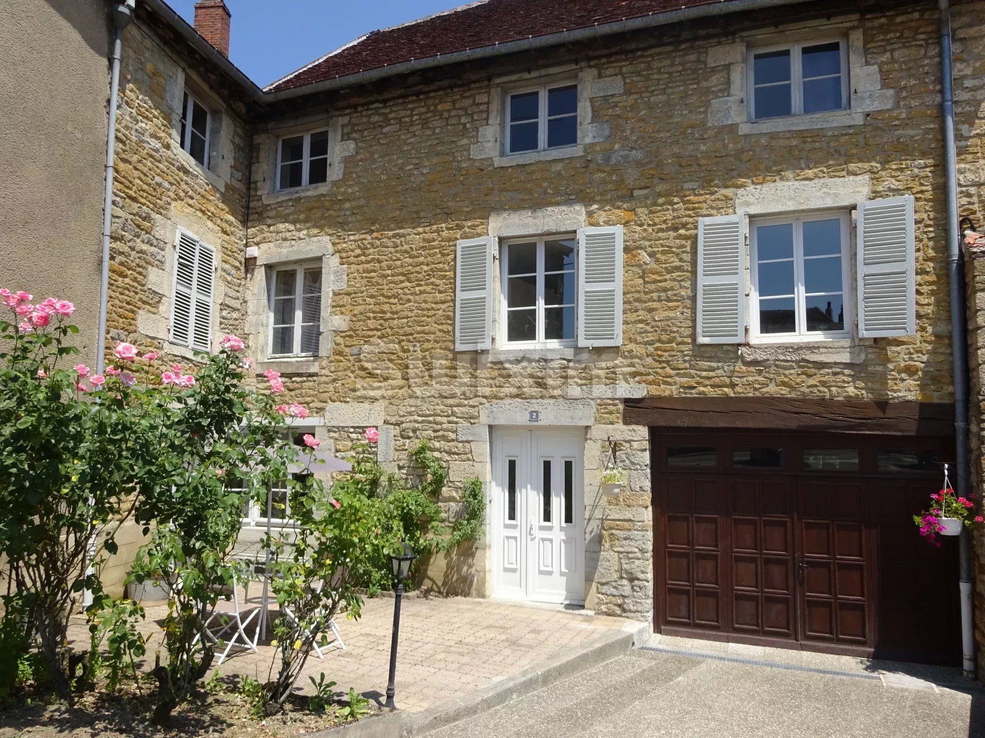 mulino 8 Camere in vendita su Arbois (39600)